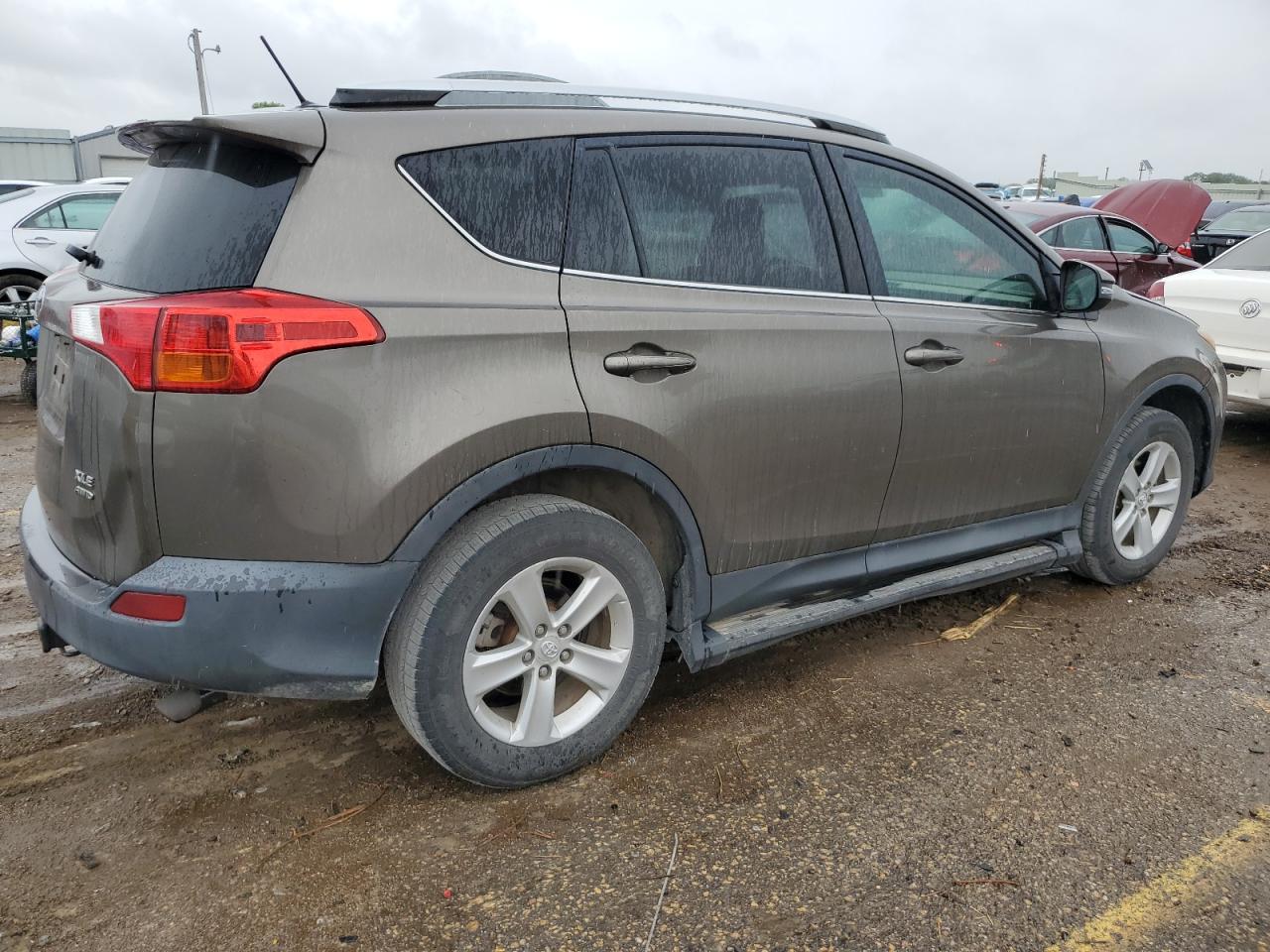 TOYOTA RAV4 XLE