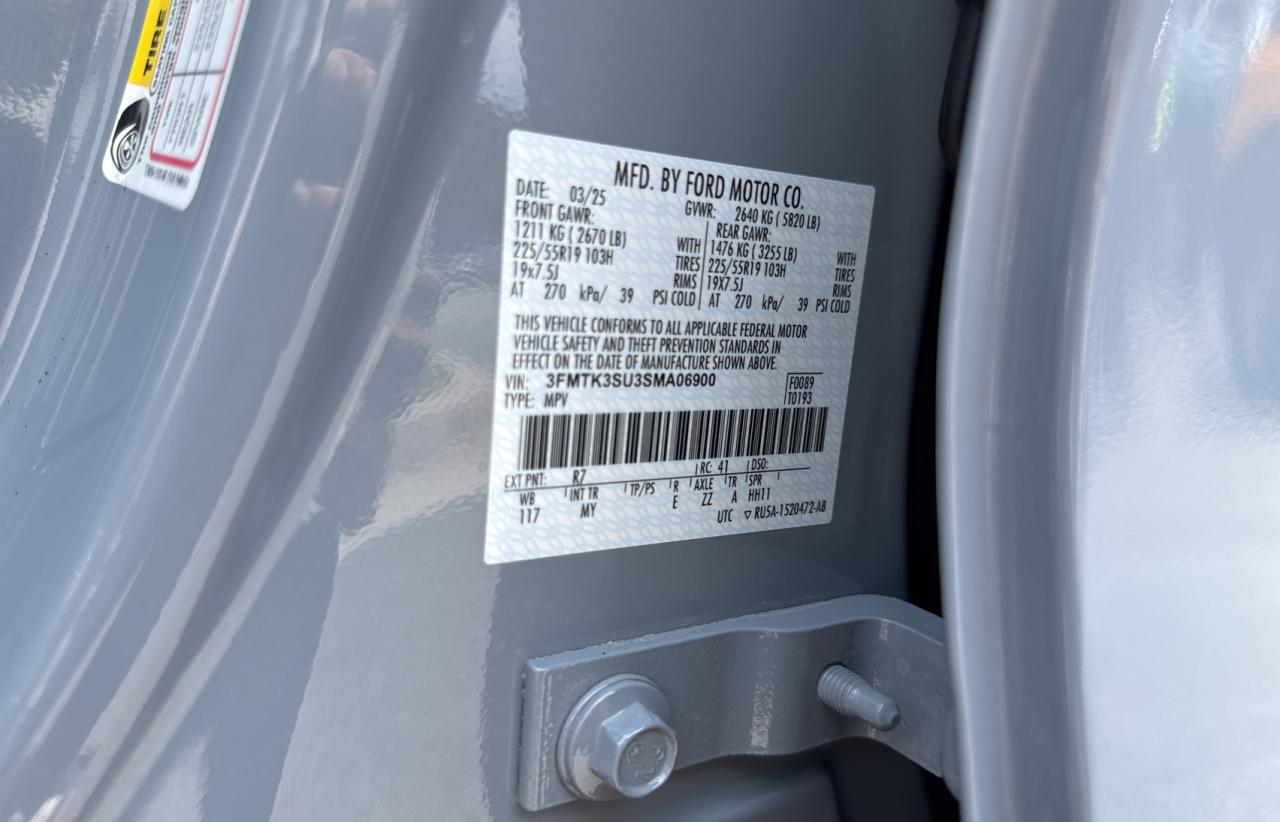 FORD MUSTANG PREMIUM