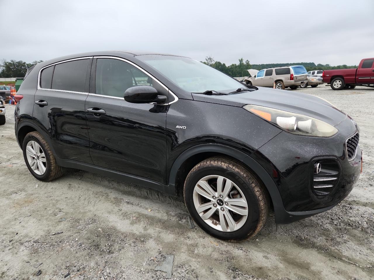 KIA SPORTAGE LX
