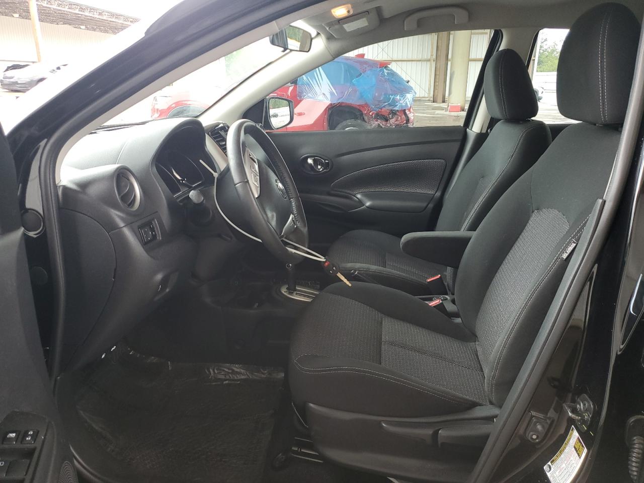 NISSAN VERSA S