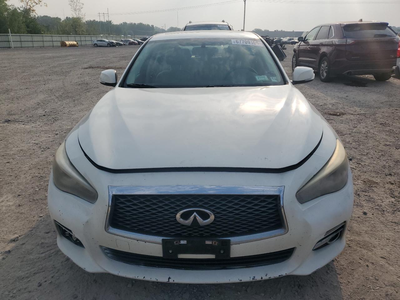 INFINITI Q50 BASE