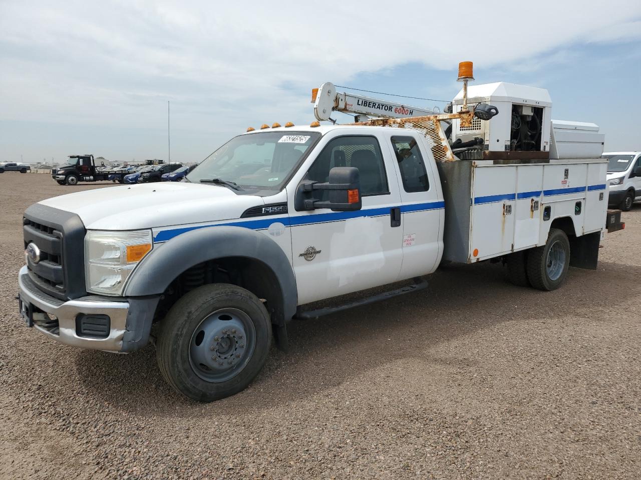 FORD F-550 SUPER DUTY
