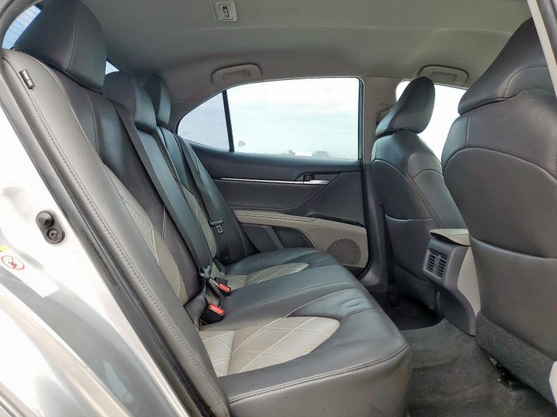 2018 TOYOTA CAMRY - 4T1B11HK5JU096540