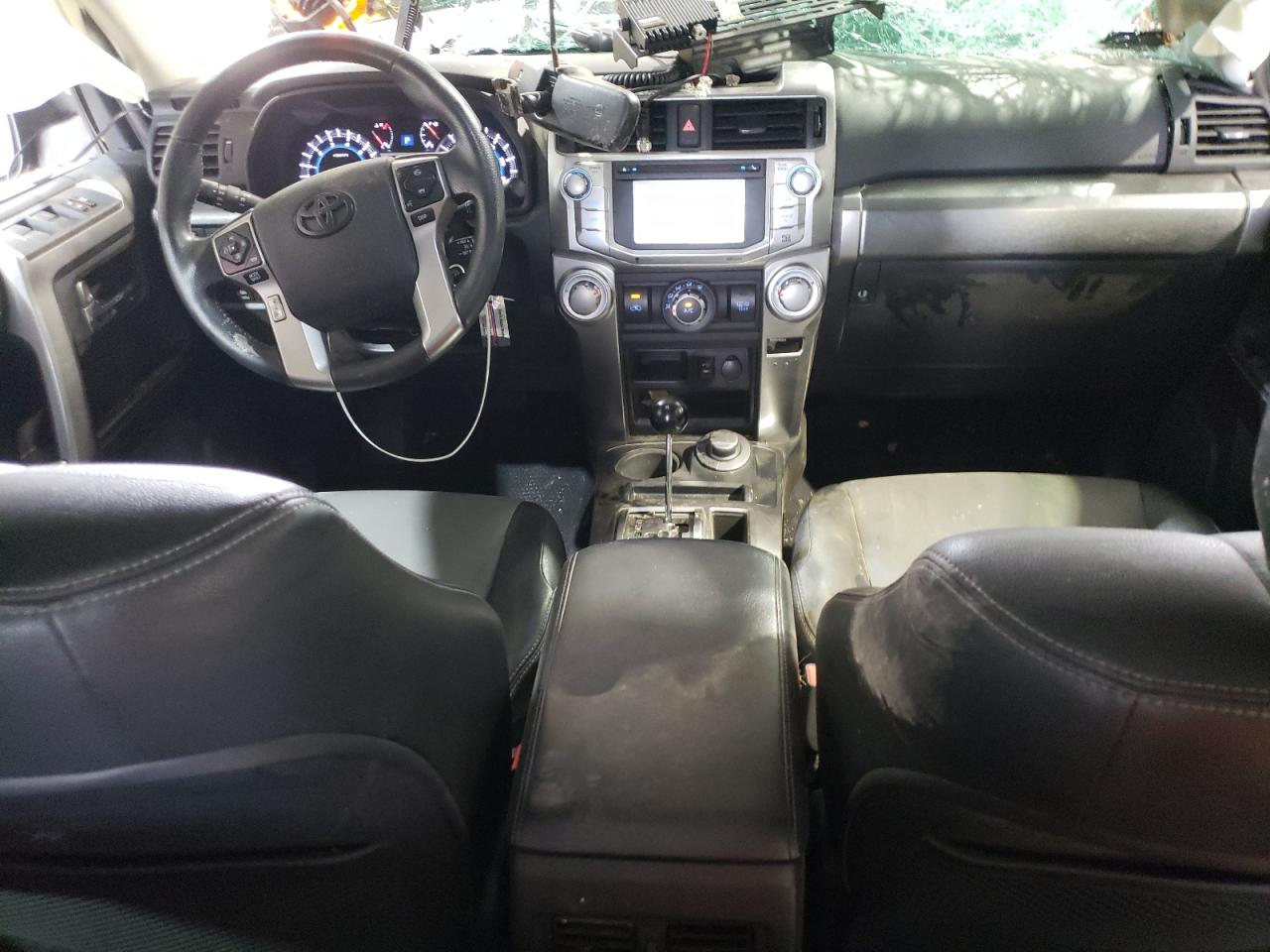 TOYOTA 4RUNNER SR5/SR5 PREMIUM