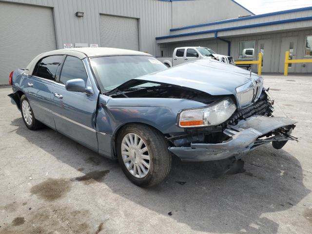 2004 LINCOLN TOWN CAR U #3282685281