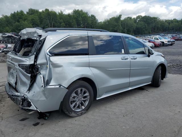 2024 TOYOTA SIENNA XLE 5TDYRKEC4RS188281