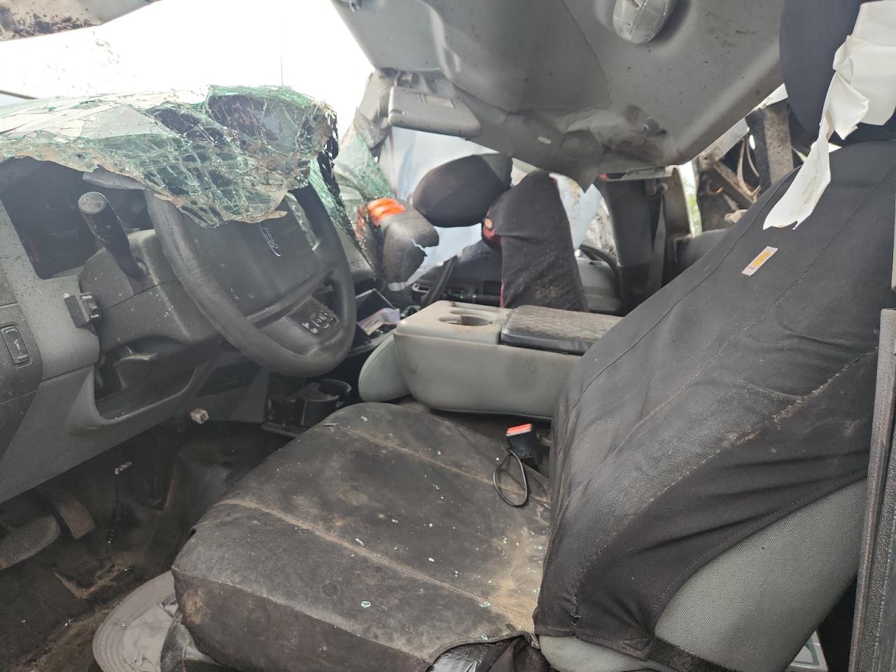 FORD F-350 SUPER DUTY