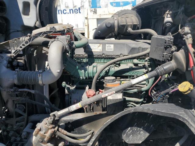 2019 VOLVO VN #3277049180