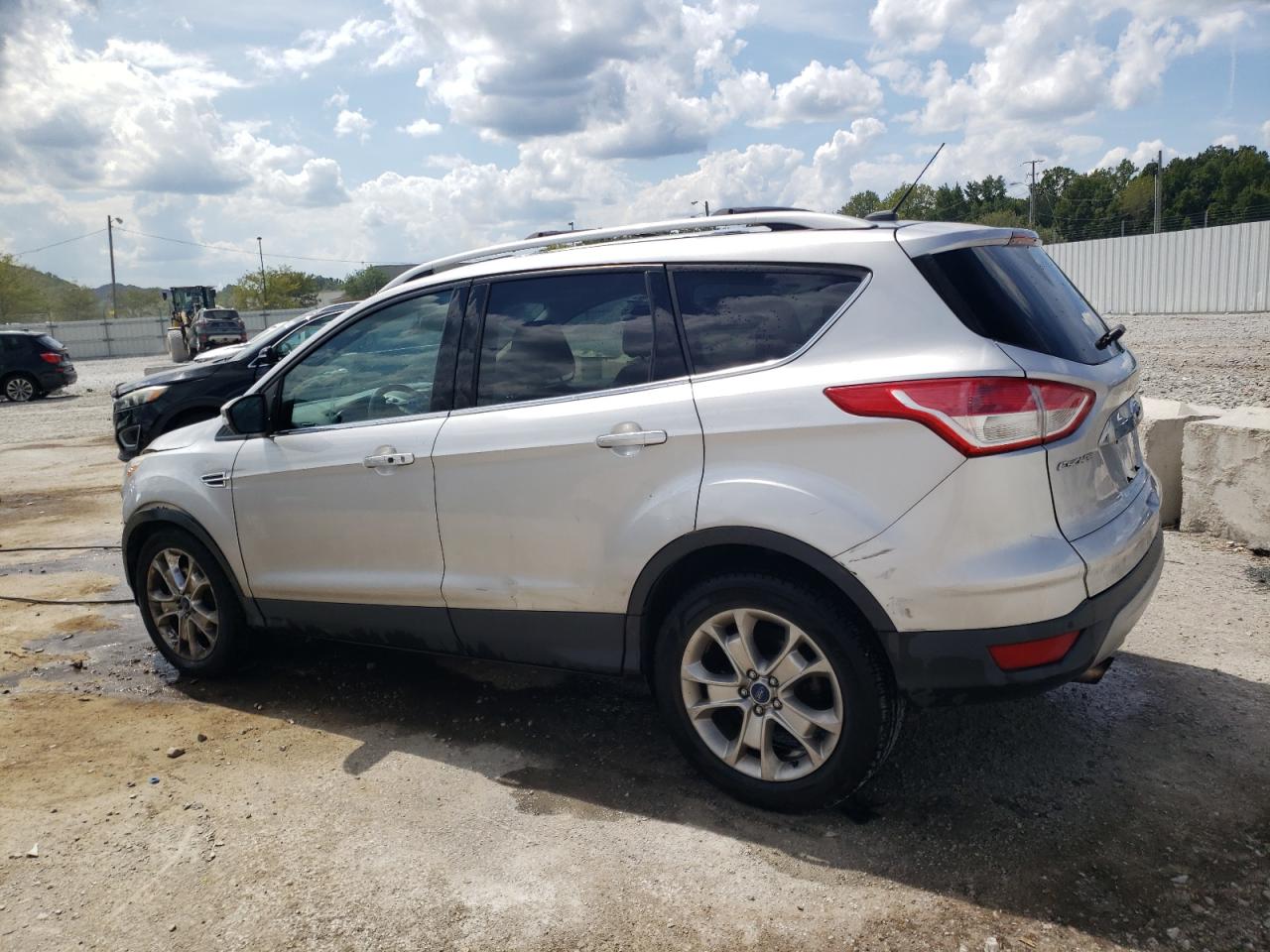 FORD ESCAPE TITANIUM