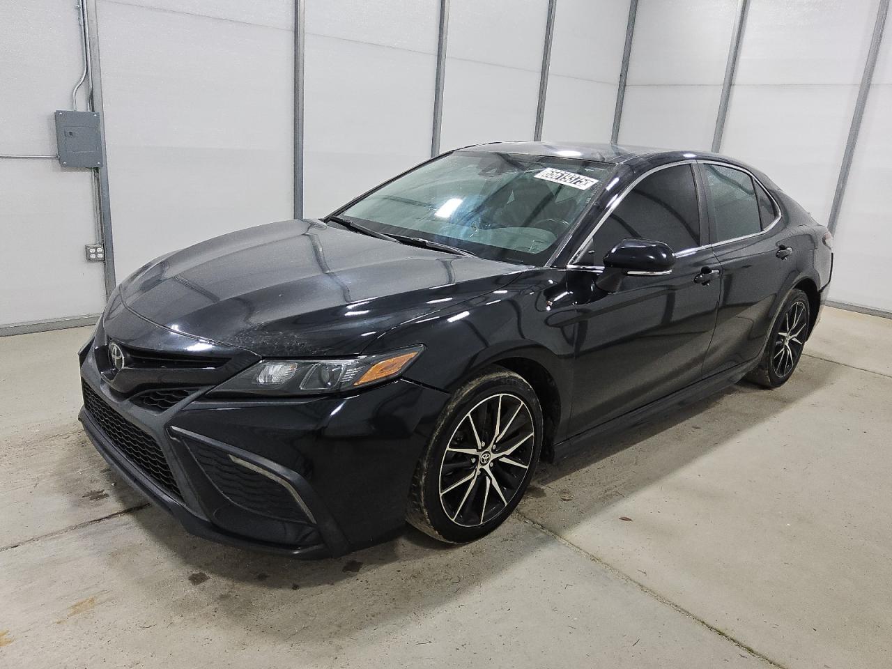 TOYOTA CAMRY SE