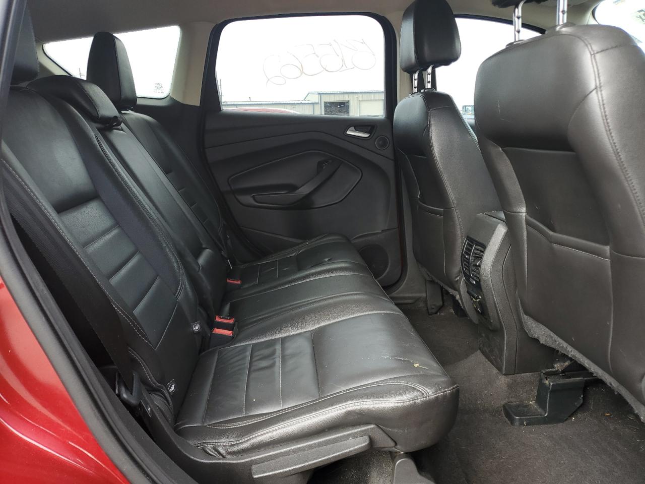 FORD ESCAPE TITANIUM