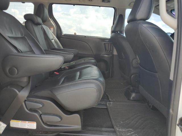 2017 TOYOTA SIENNA SE 5TDXZ3DC7HS864224