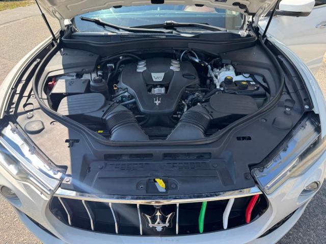 2017 MASERATI LEVANTE LU ZN661XULXHX239612