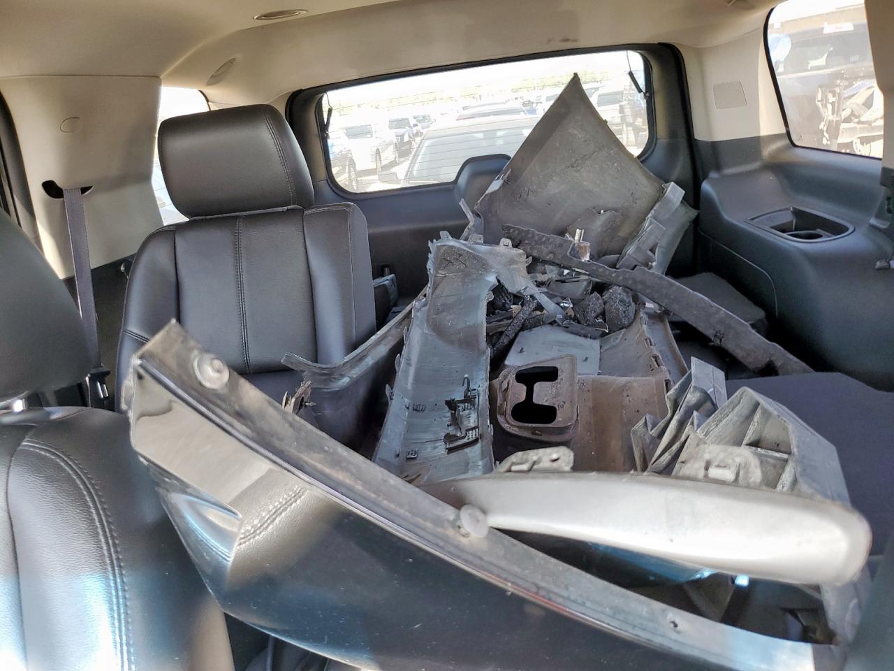 CHEVROLET TAHOE C1500 LT