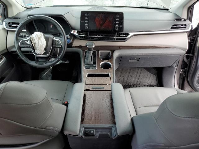2022 TOYOTA SIENNA XLE 5TDYRKEC3NS130463