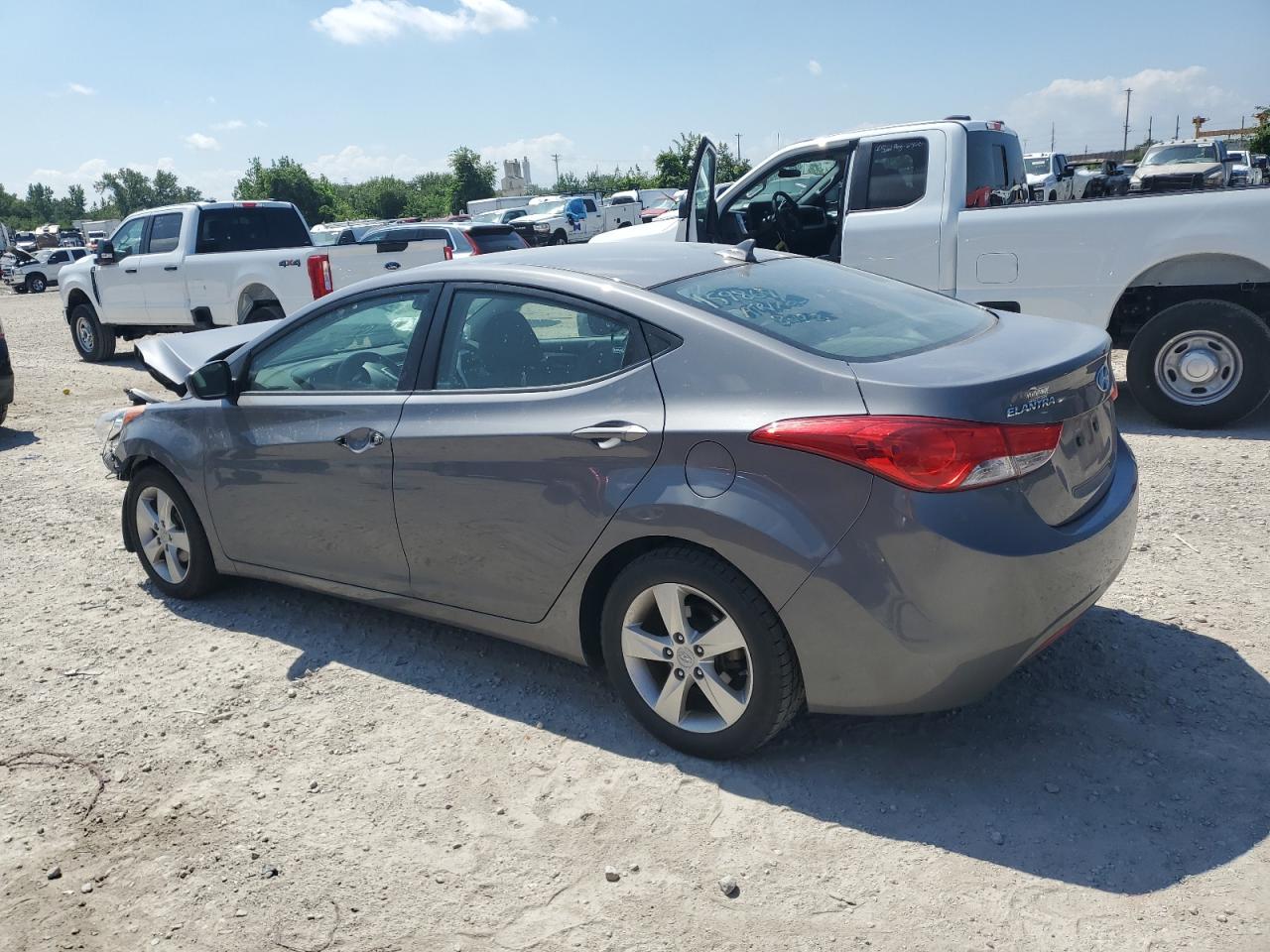 HYUNDAI ELANTRA GLS