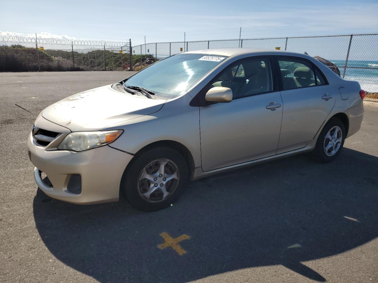 TOYOTA COROLLA BASE
