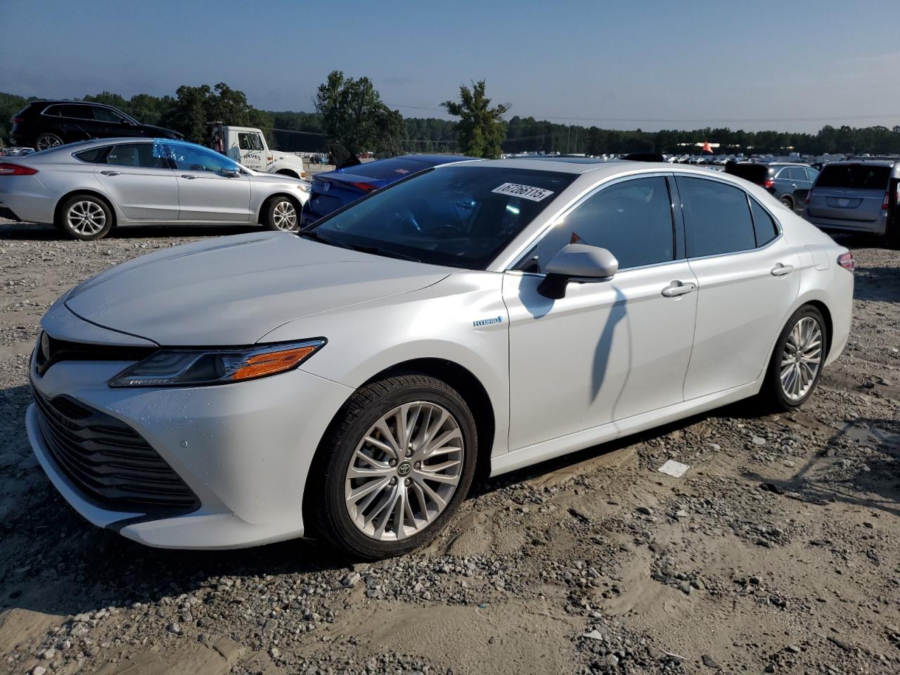TOYOTA CAMRY XLE
