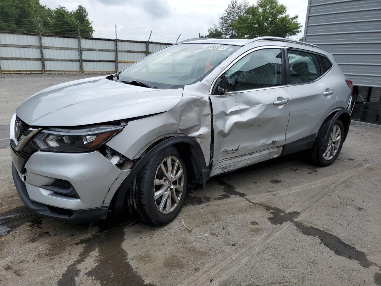 NISSAN ROGUE SPORT S
