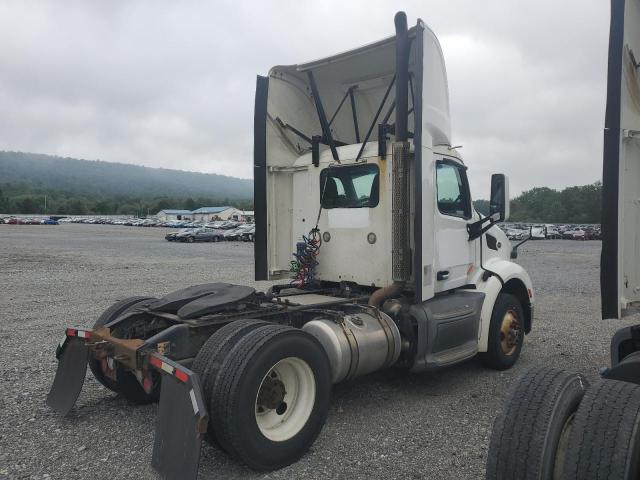 2016 PETERBILT TRACTOR 579 #3221786267