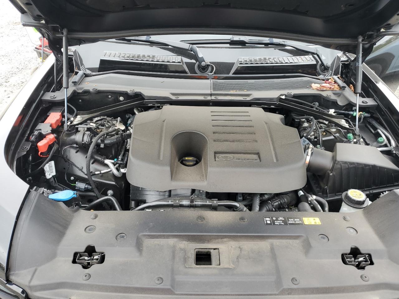 LAND ROVER DEFENDER 110 X-DYNAMIC SE