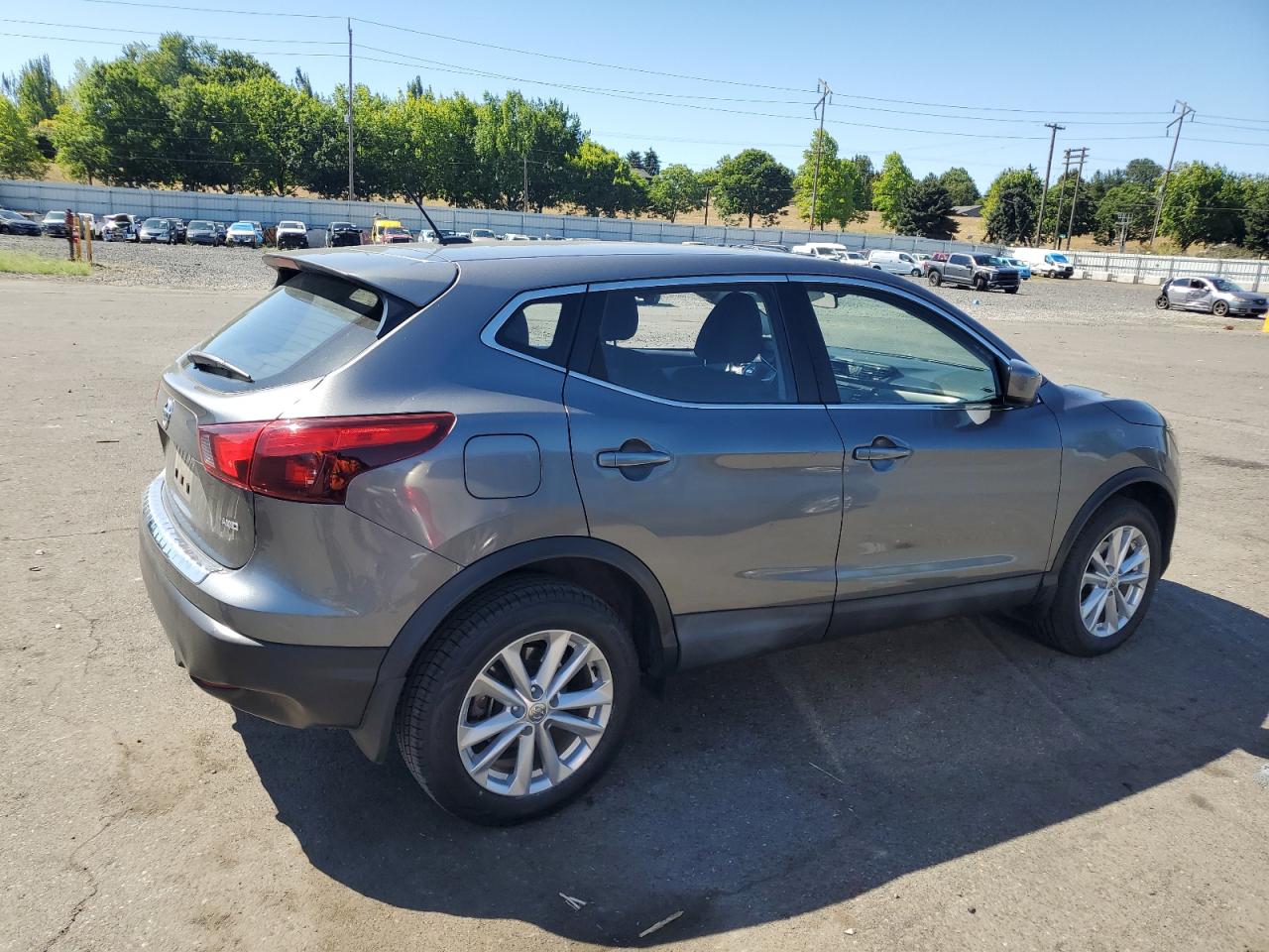 NISSAN ROGUE SPORT S