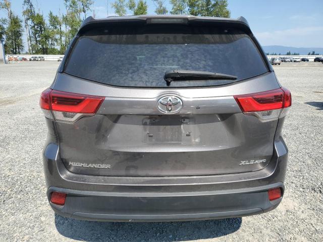 2018 TOYOTA HIGHLANDER SE 5TDJZRFH5JS874693