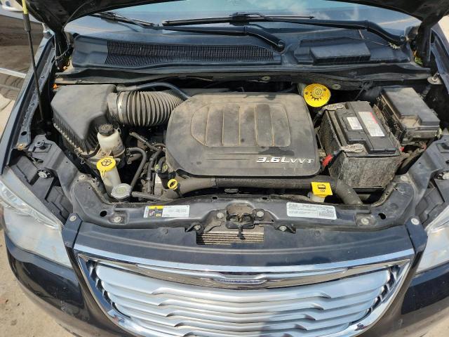 2016 CHRYSLER TOWN & COU - 2C4RC1CG0GR269189