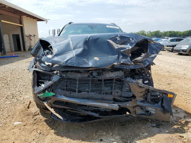 2017 PORSCHE MACAN WP1AA2A54HLB82429