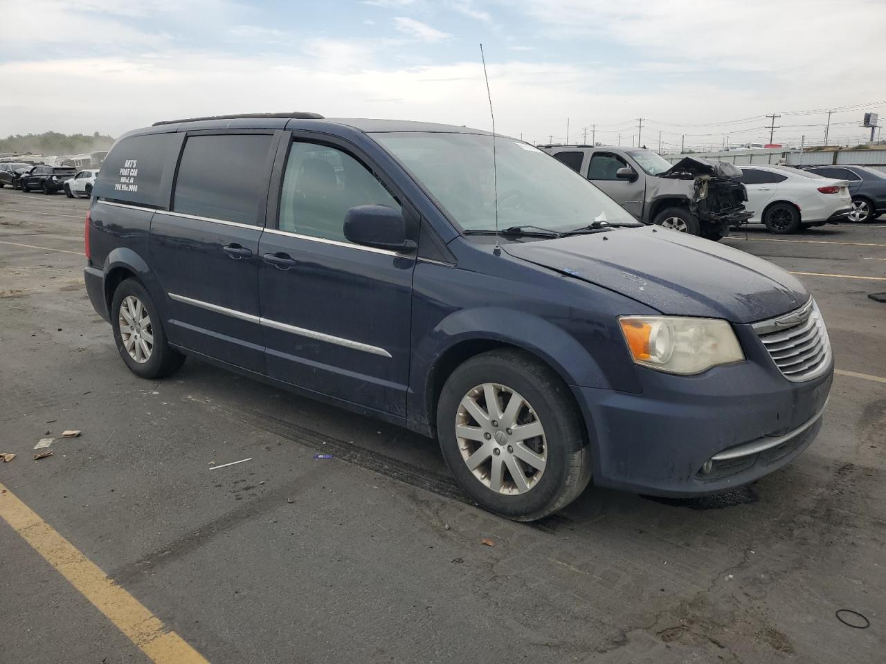 CHRYSLER TOWN & COUNTRY TOURING