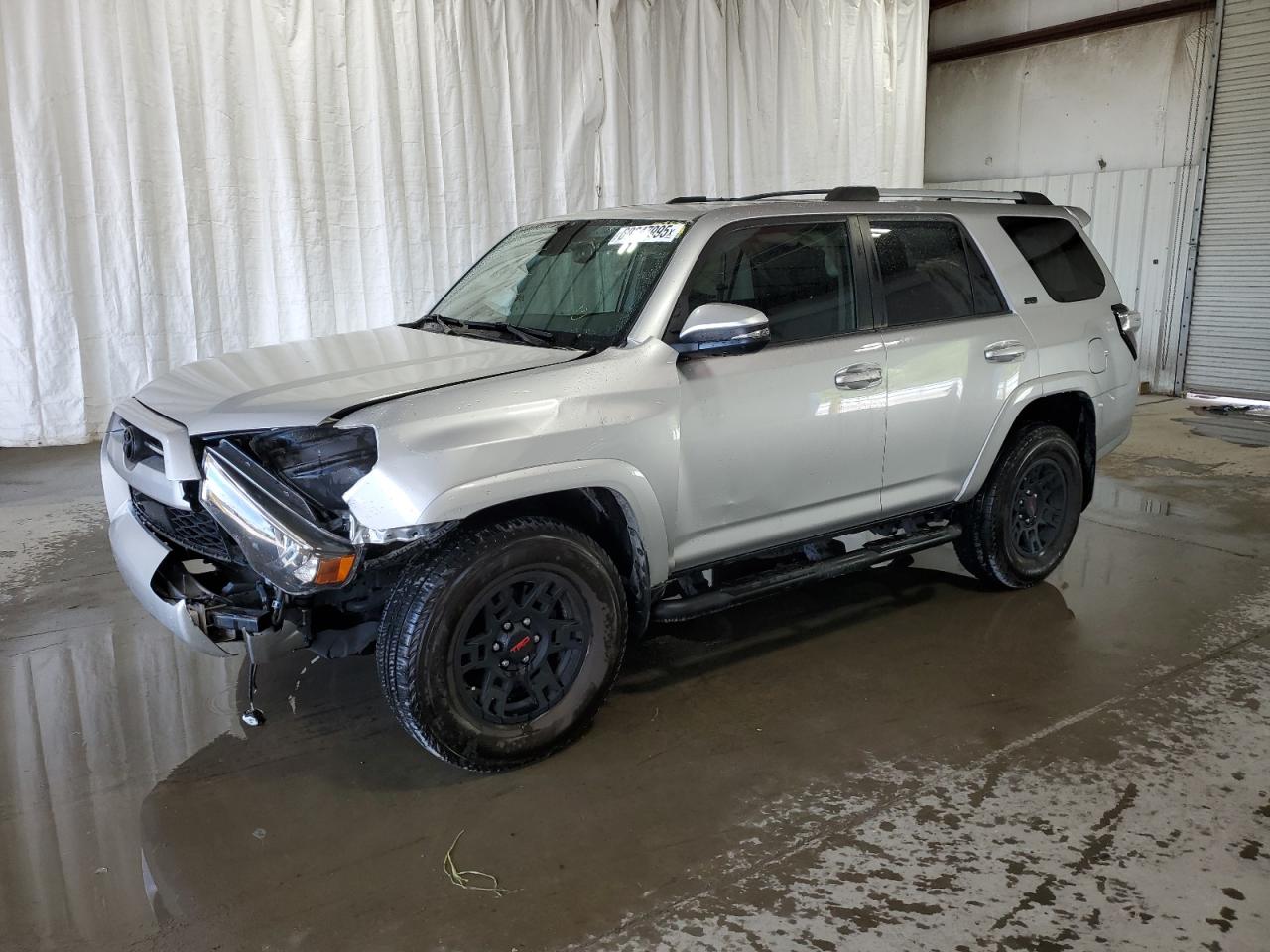 TOYOTA 4RUNNER SE