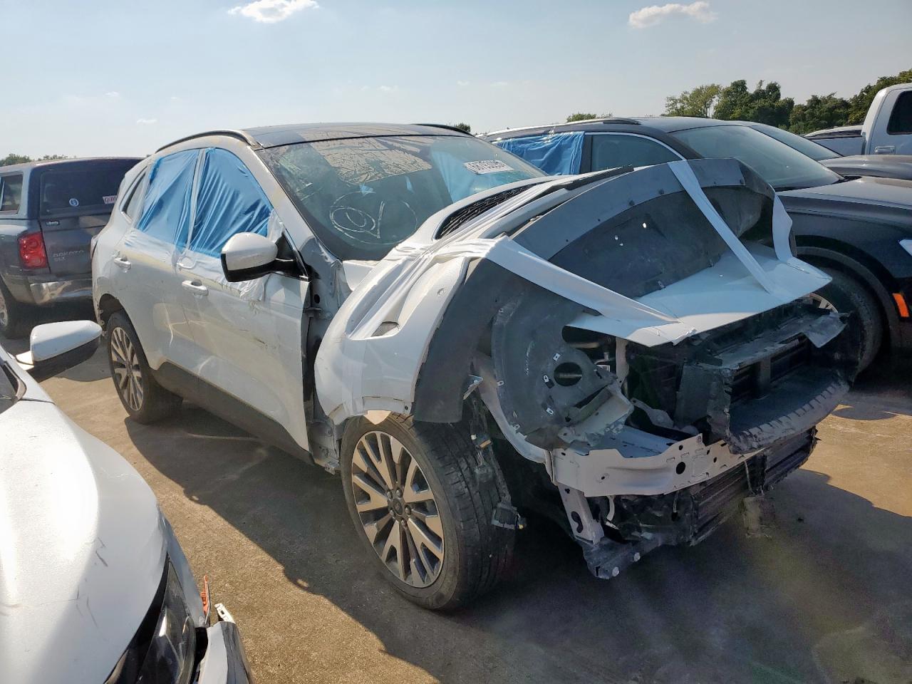 FORD ESCAPE TITANIUM