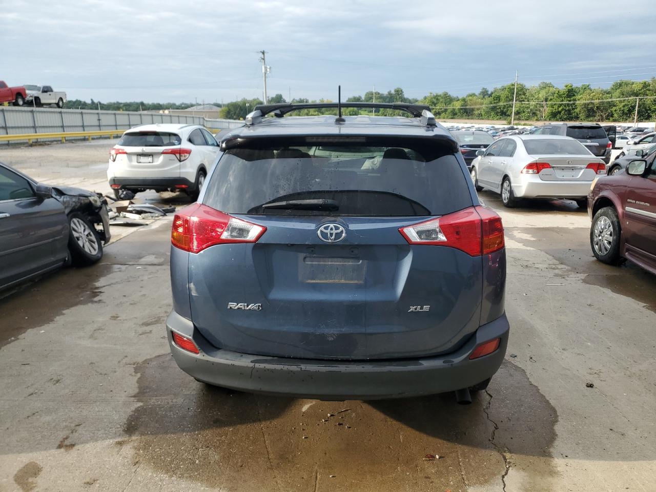 TOYOTA RAV4 XLE