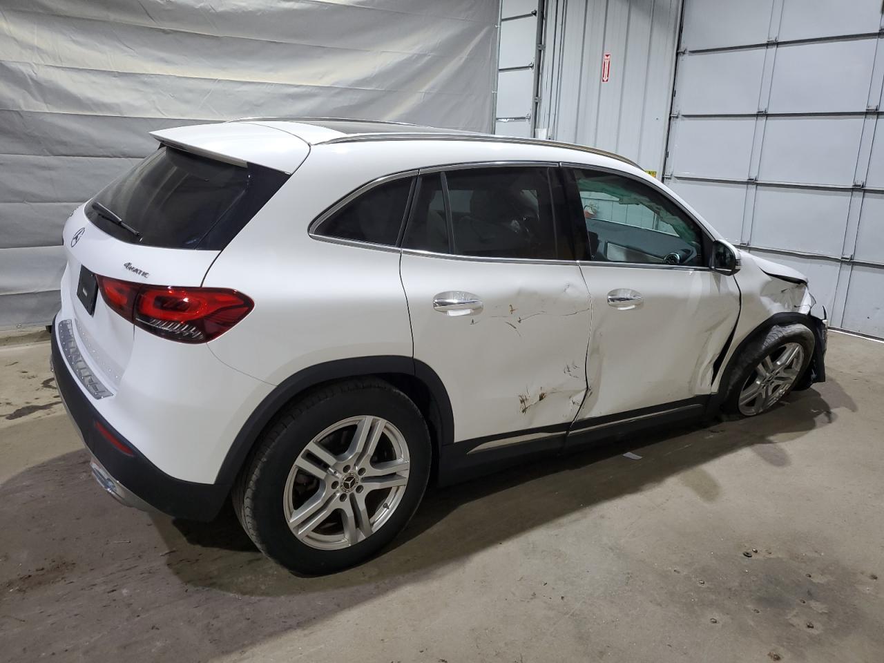 MERCEDES-BENZ GLA-CLASS 250 4MATIC