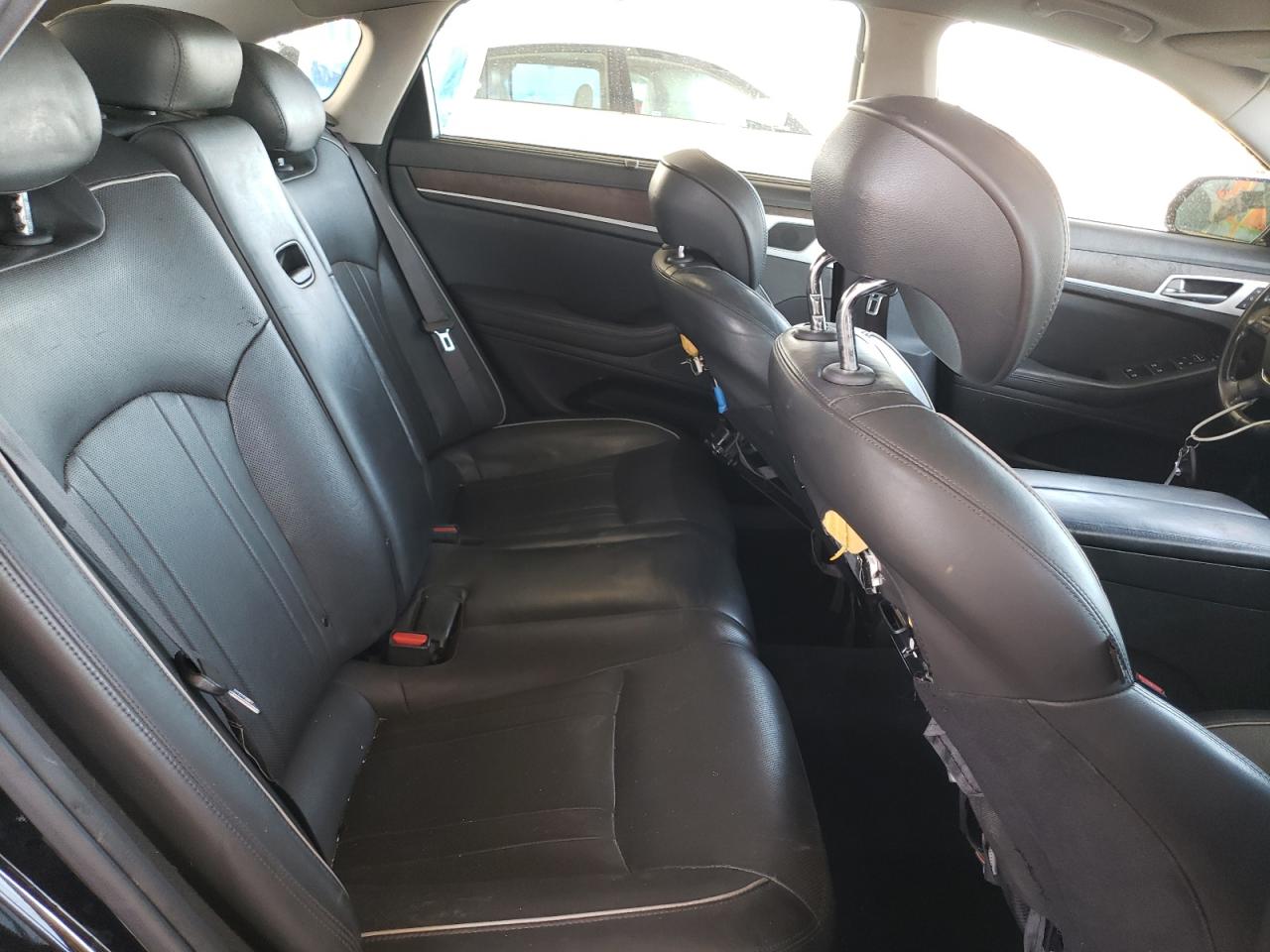 HYUNDAI GENESIS 5.0L