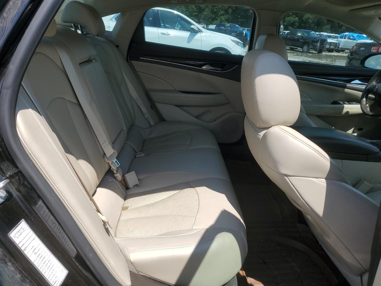 BUICK LACROSSE ESSENCE