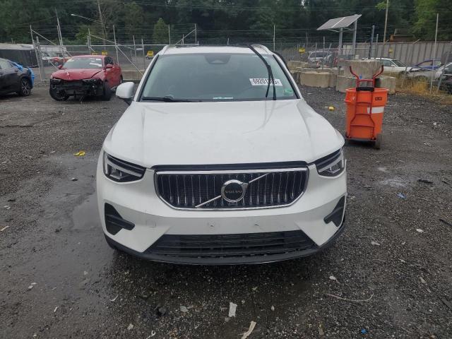 2025 VOLVO XC40 CORE YV4L12UJ2S2575195