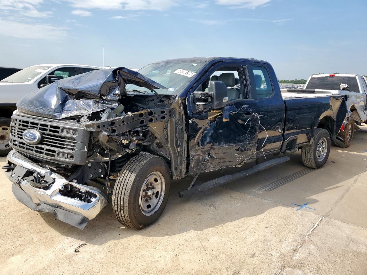 FORD F-250 SUPER DUTY