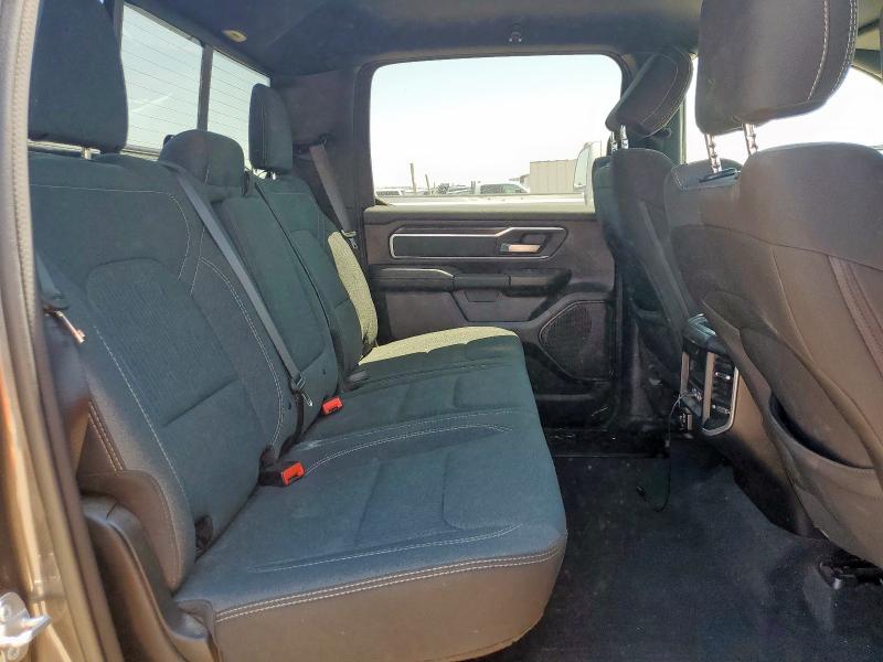 2022 RAM 1500 BIG H 1C6SRFFM8NN266282
