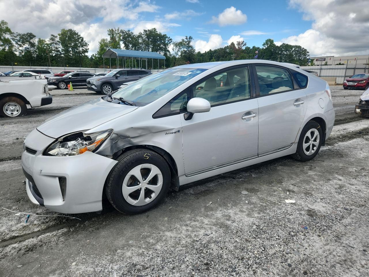 TOYOTA PRIUS