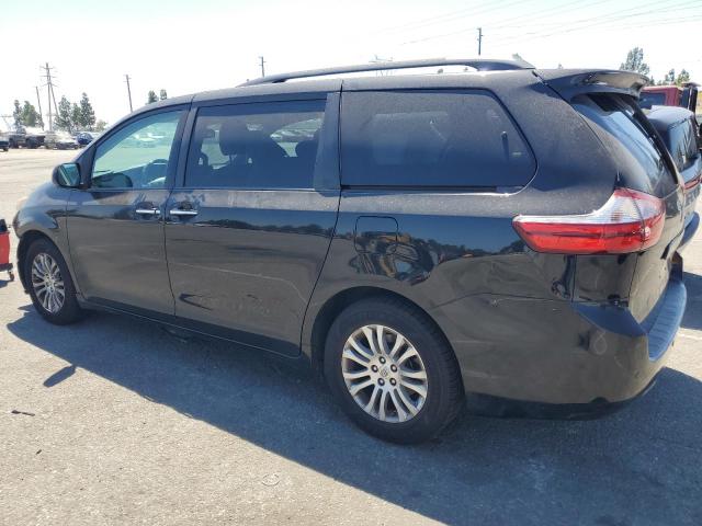 2017 TOYOTA SIENNA XLE 5TDYZ3DC8HS813027