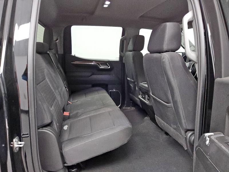 2024 CHEVROLET SILVERADO 1GCUDEE87RZ256369