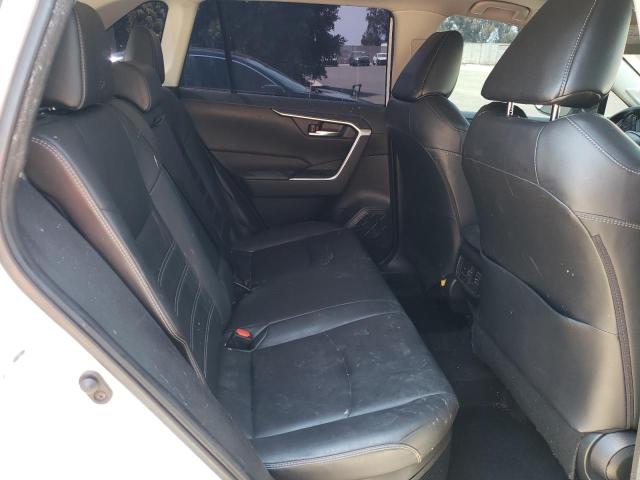 2021 TOYOTA RAV4 XLE PREMIUM JTMB6RFV4MD024847