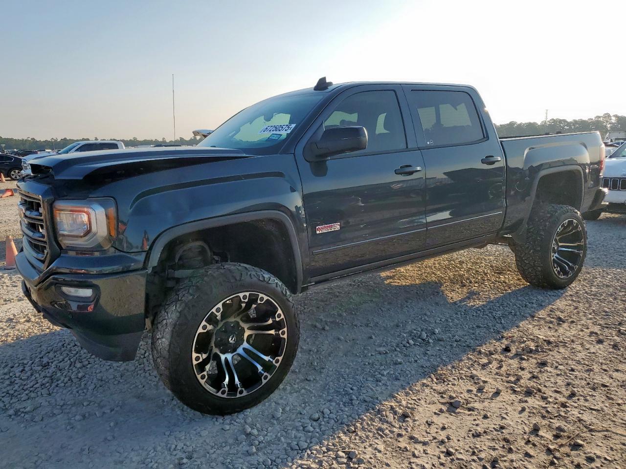 GMC SIERRA K1500 SLT