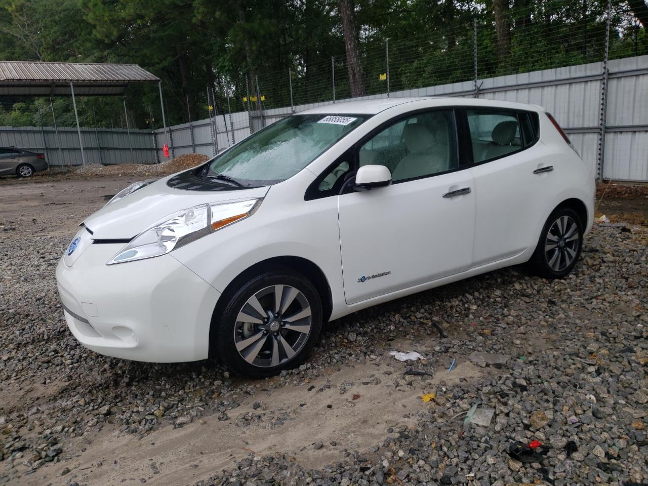 NISSAN LEAF S