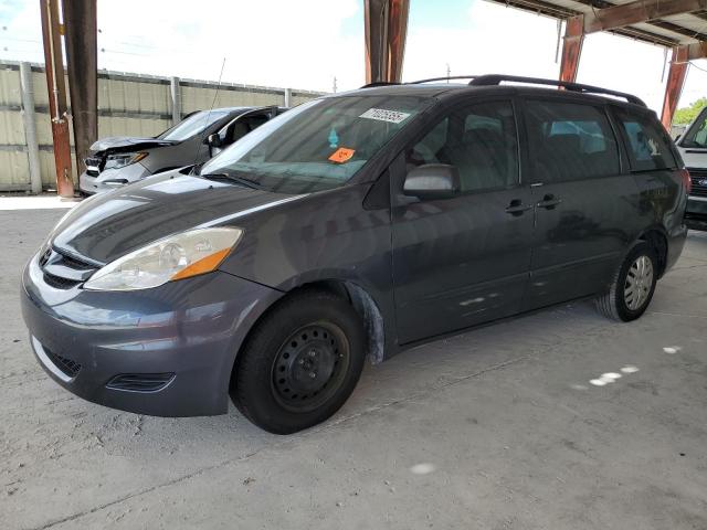 TOYOTA SIENNA CE