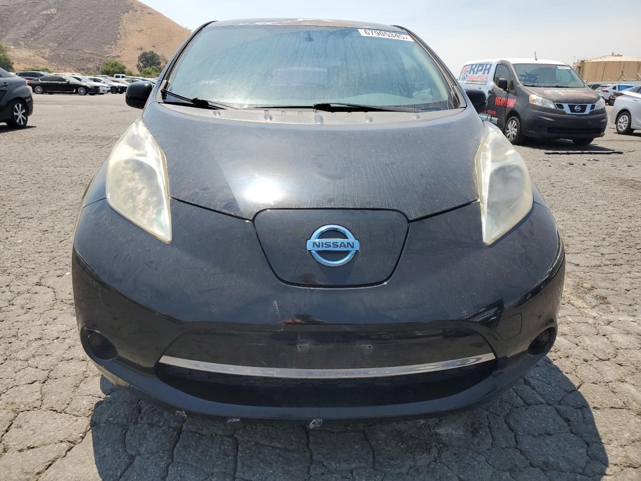 NISSAN LEAF S