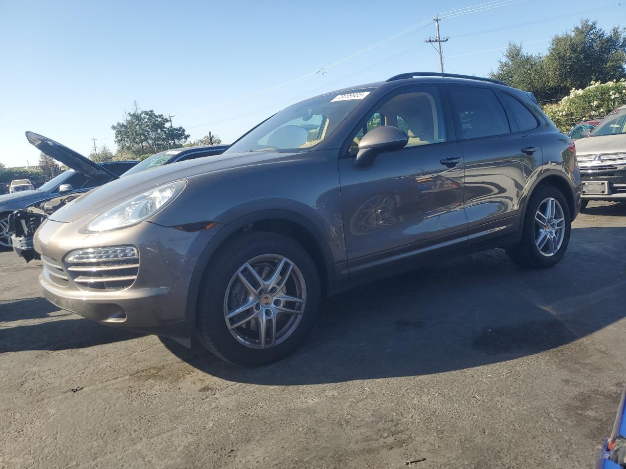 PORSCHE CAYENNE