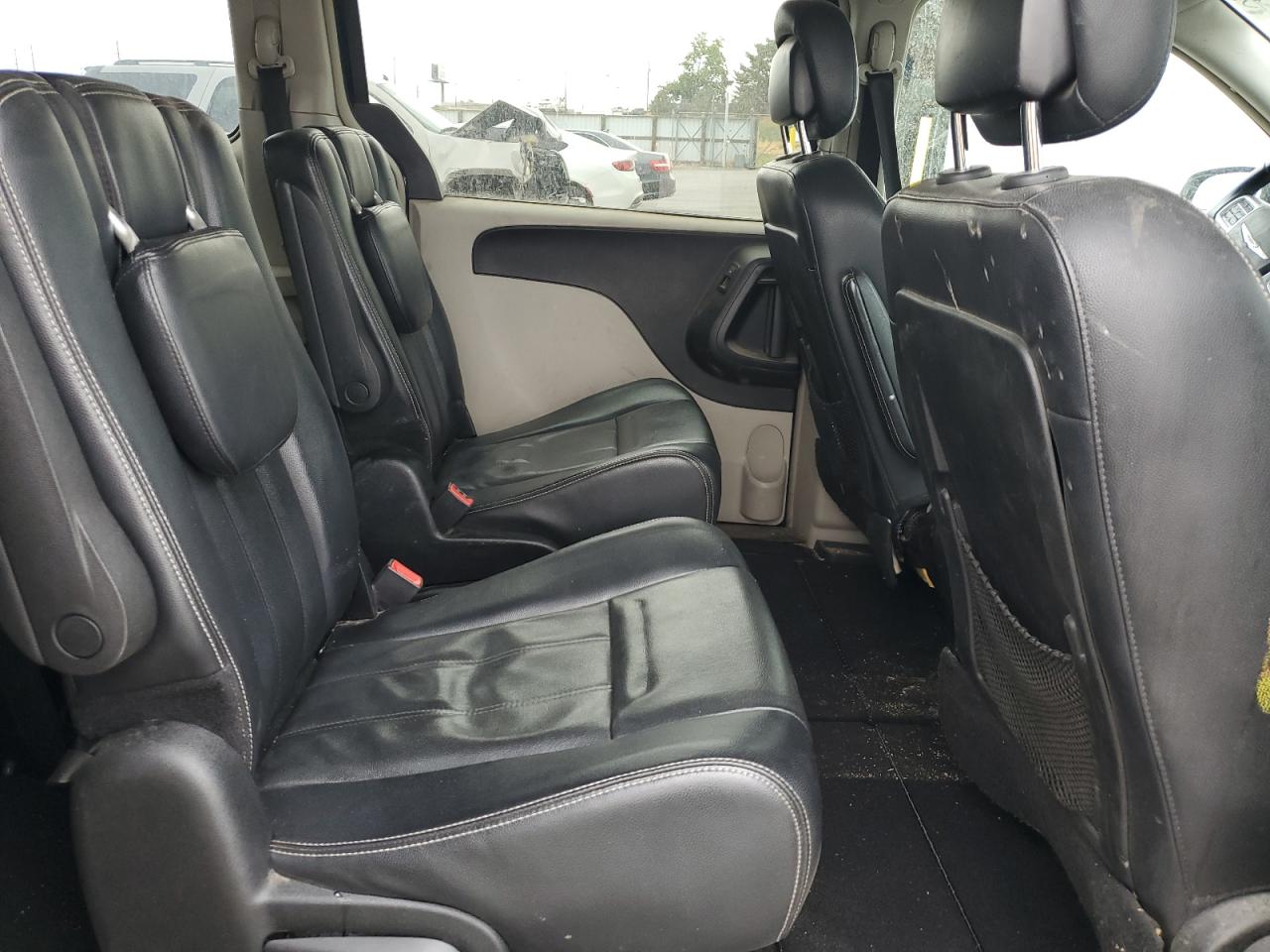 CHRYSLER TOWN & COUNTRY TOURING