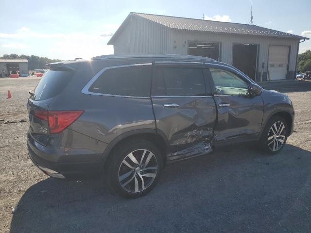2017 HONDA PILOT TOUR 5FNYF6H91HB103397